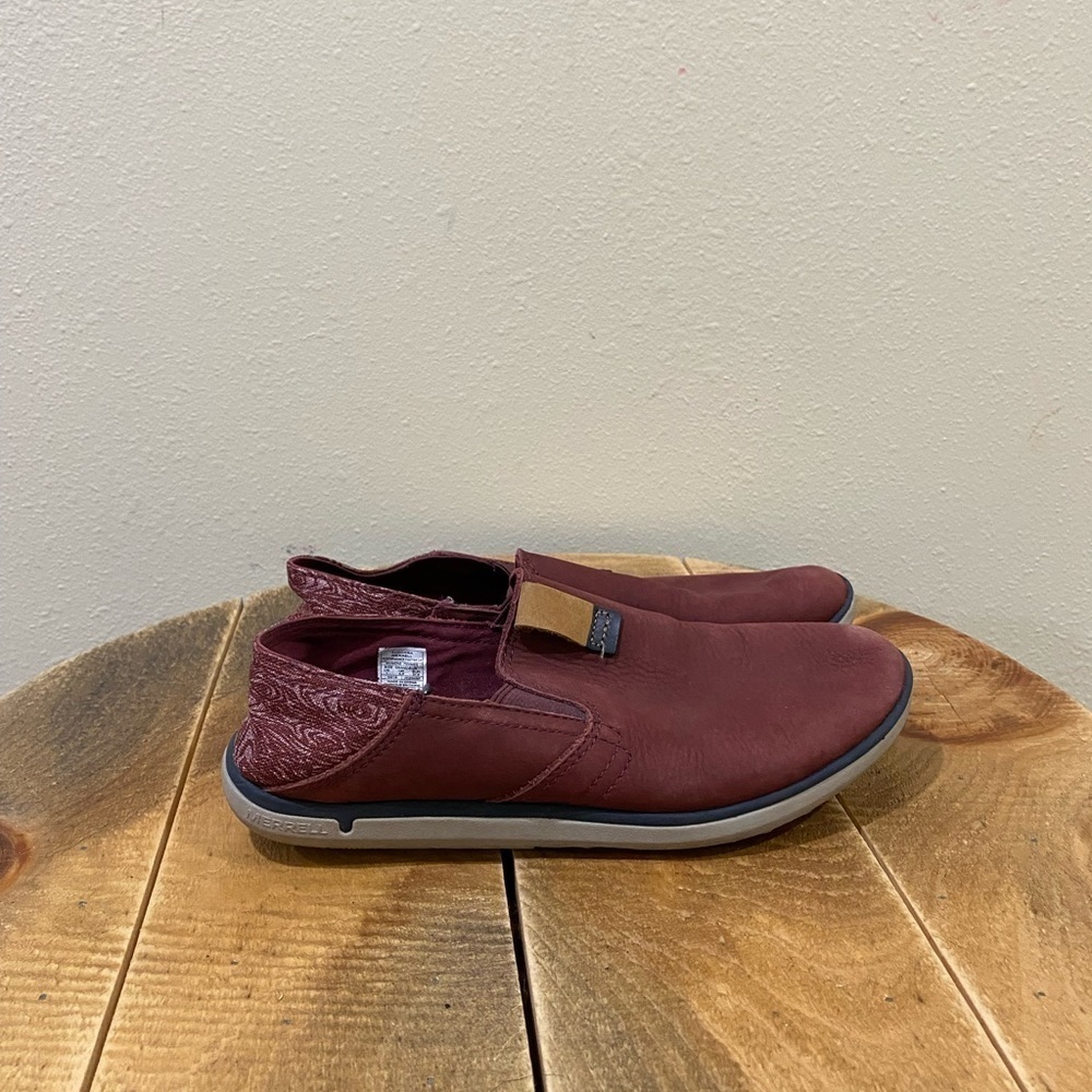 Womens Merrell Duskair Moc Andorra Red color size 7